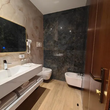 Aurora 4* Trezzano Rosa
